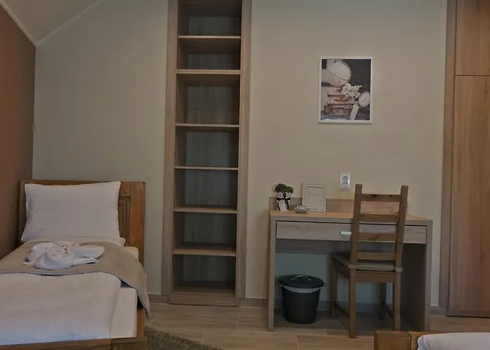 Alice Panzio Gold 3*